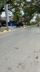 Leher Pengendara Terjerat Kabel Terjuntai di Kendari, Nyawa Warga Nyaris Melayang Akibat Kelalaian Provider