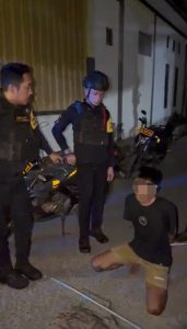 Diduga Nyabu Sebelum Beraksi, Dua Pemuda di Kendari Kepergok Curi Besi, Satu Tertangkap